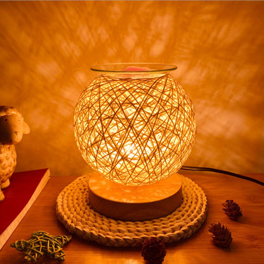 AuraWeave™ – Soothing Light & Fragrance Lamp